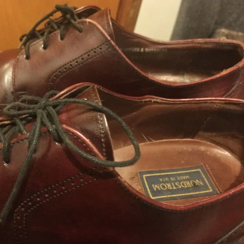 Nordstrom wingtip shoe cole haan style almost new